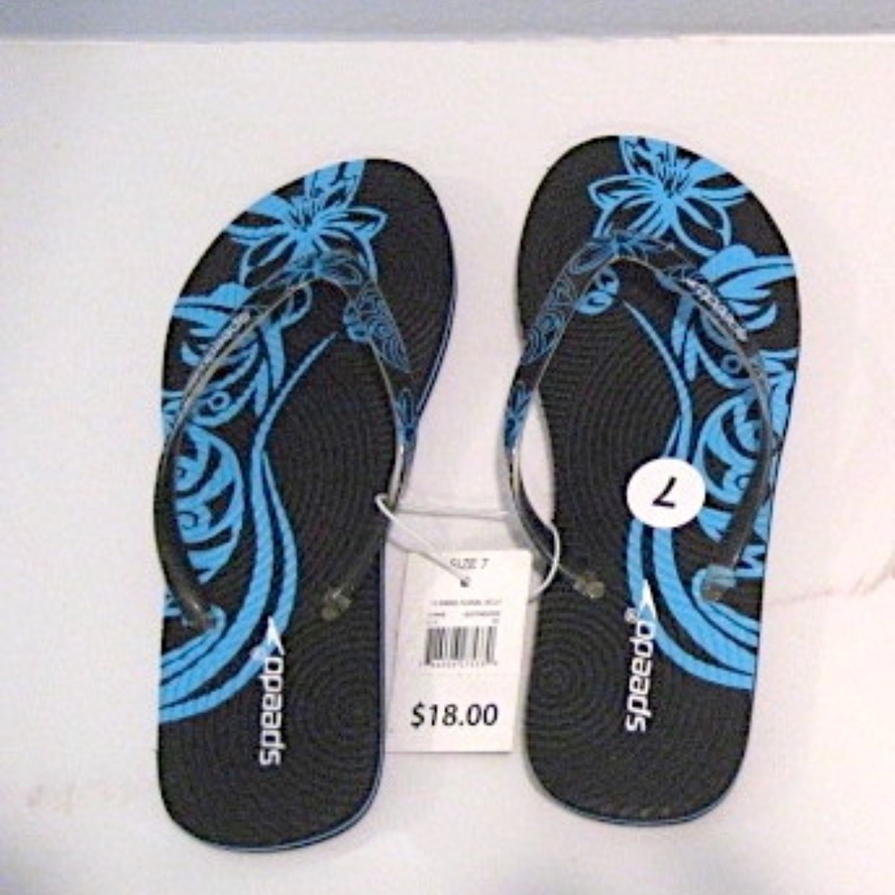 SPEEDO SLIPPERS SIZE 7 - NEW